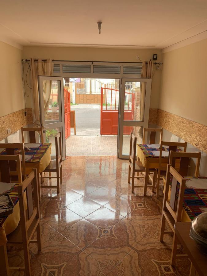 Girasol Guesthouse Assomada Luaran gambar